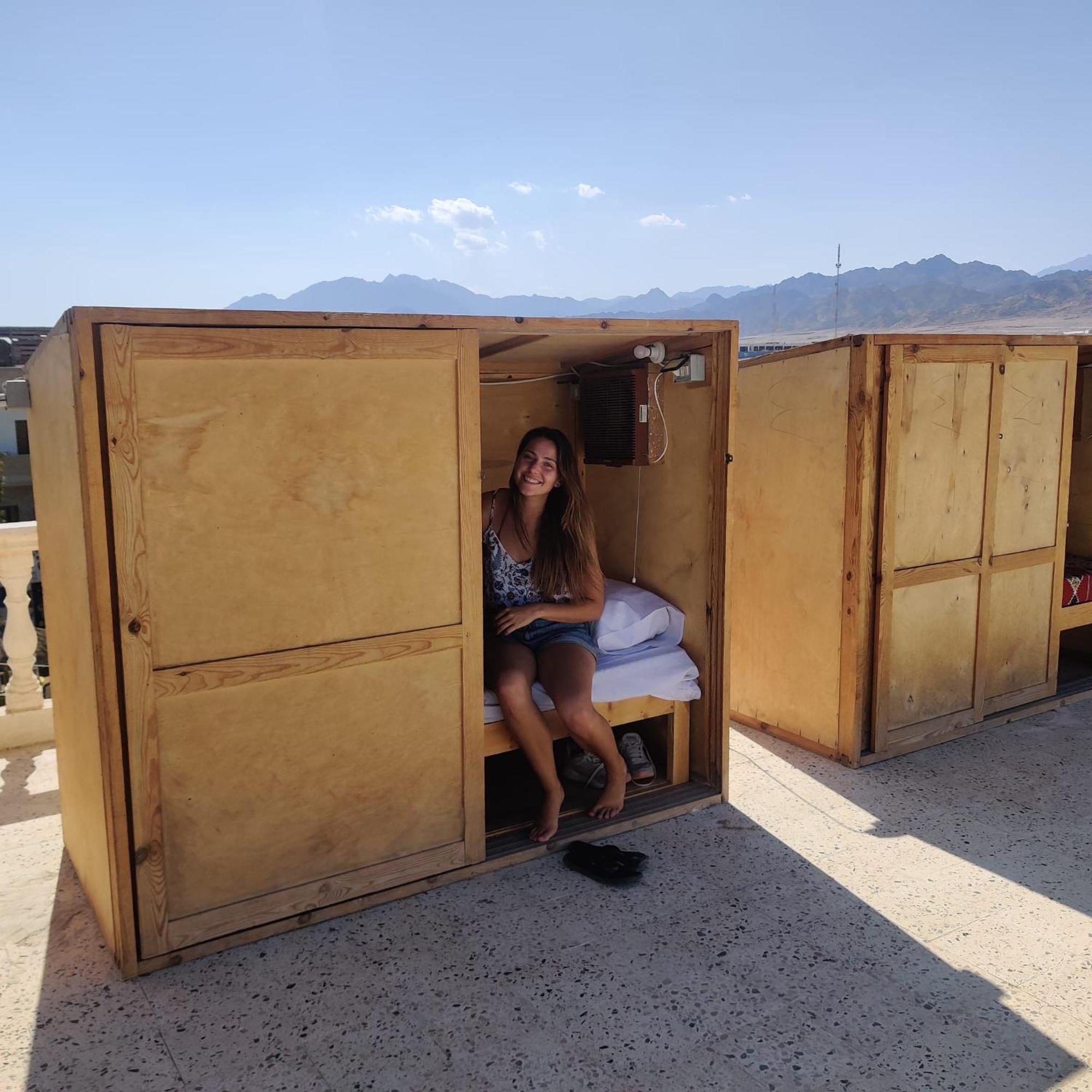 Nautilus Capsules Vandrarhem Dahab Exteriör bild